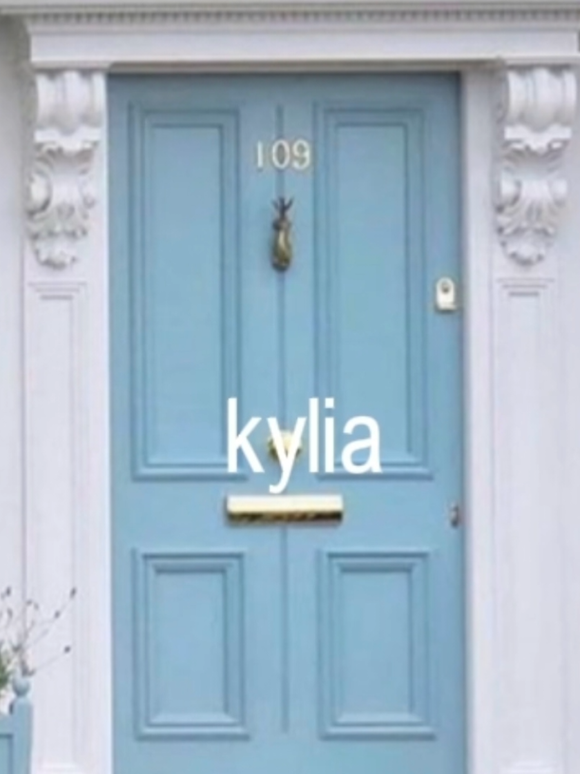 @⋆