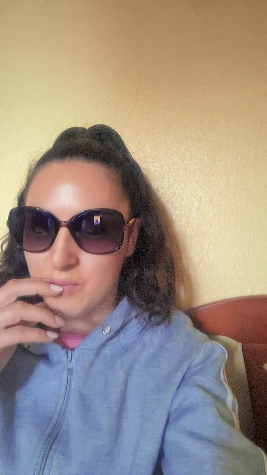 @MelodySantosM
