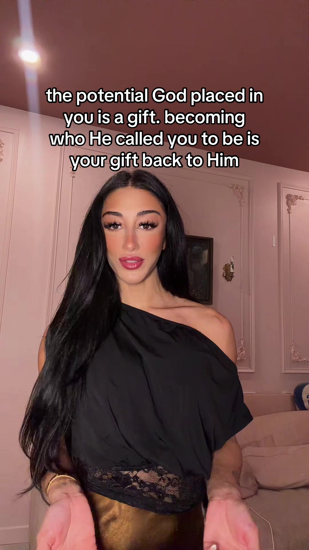 @rachaelnoellee