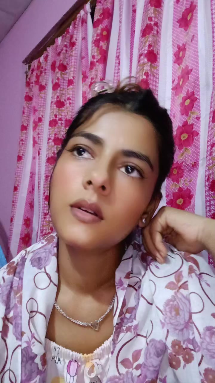 @sanii❤️😘