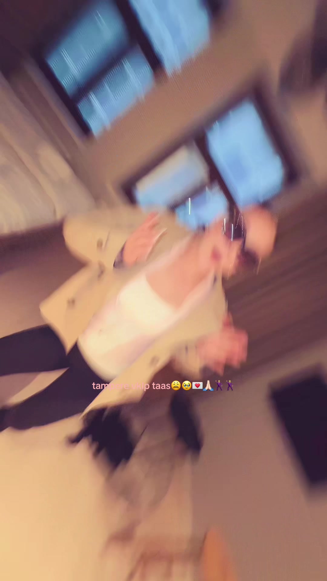 @nella