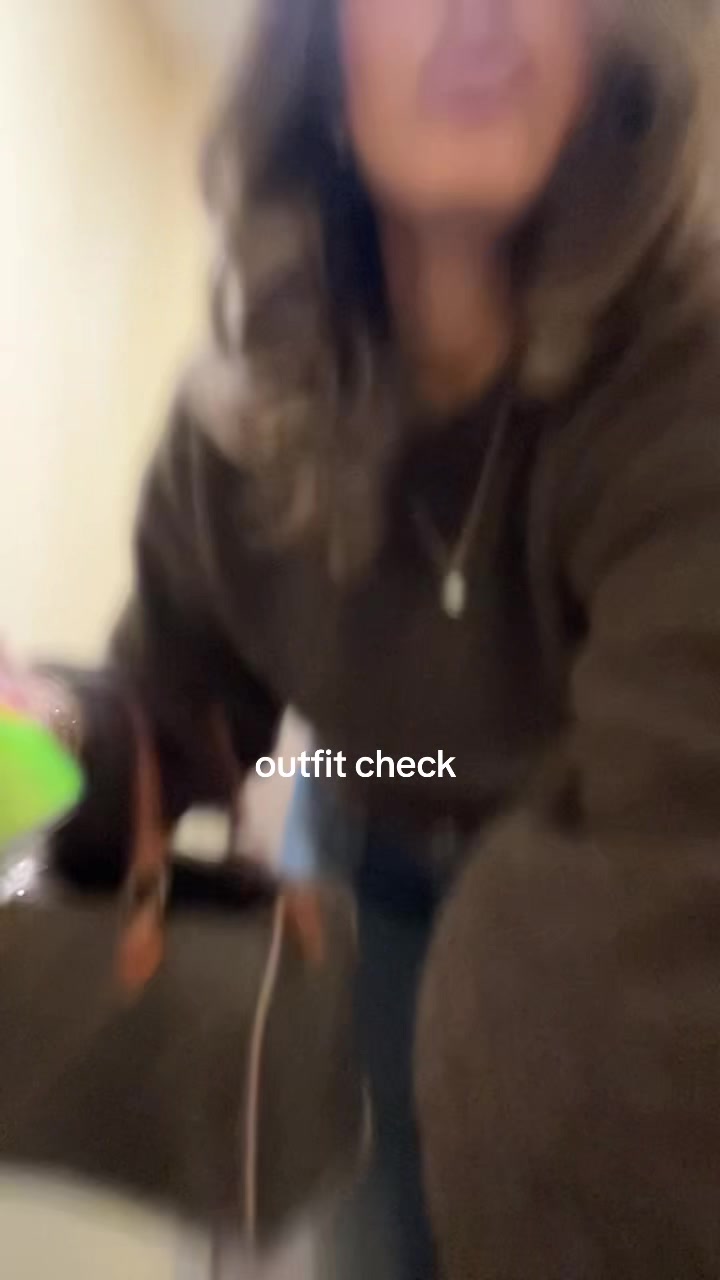 @Nicolee