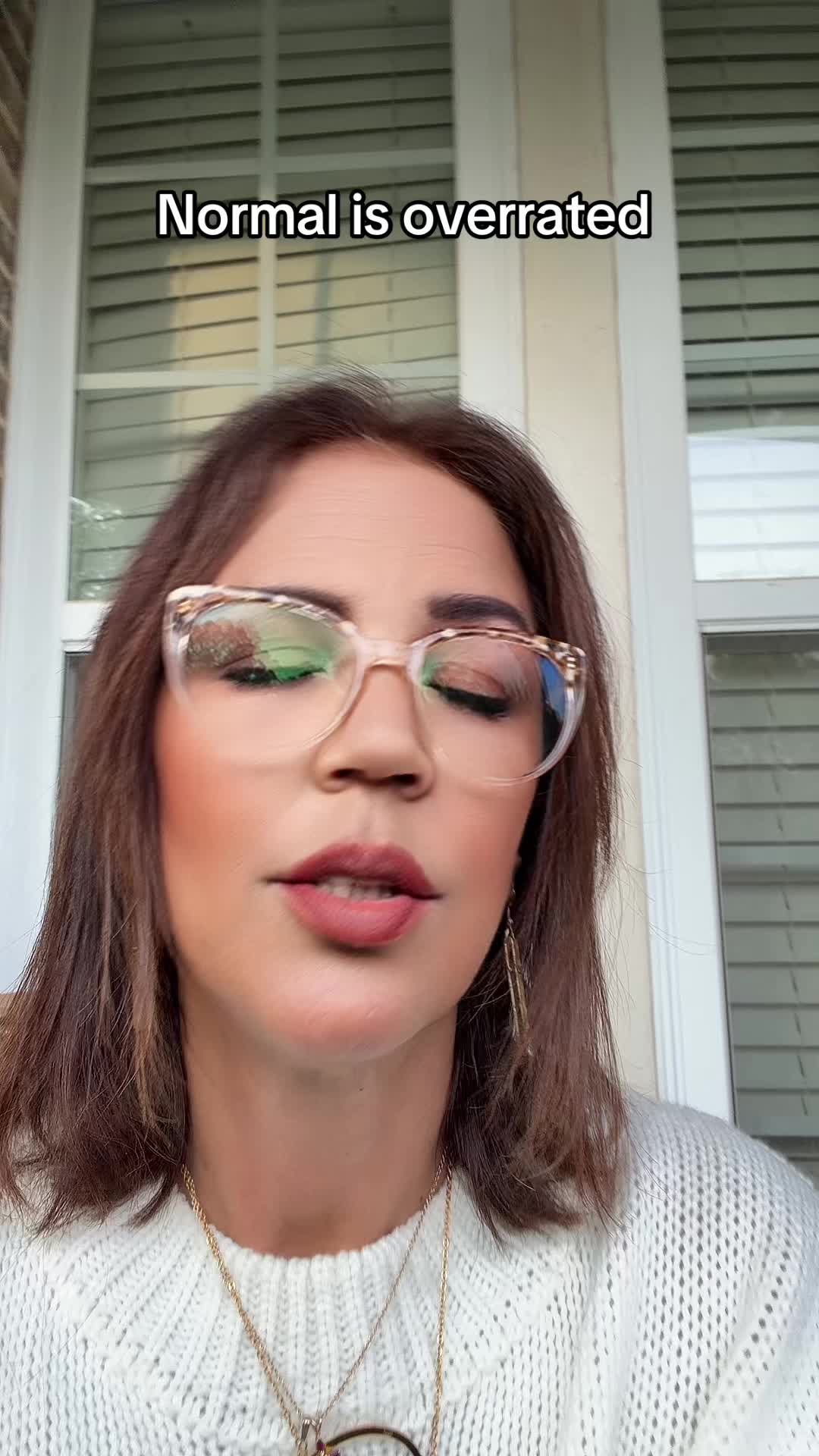 @Demi