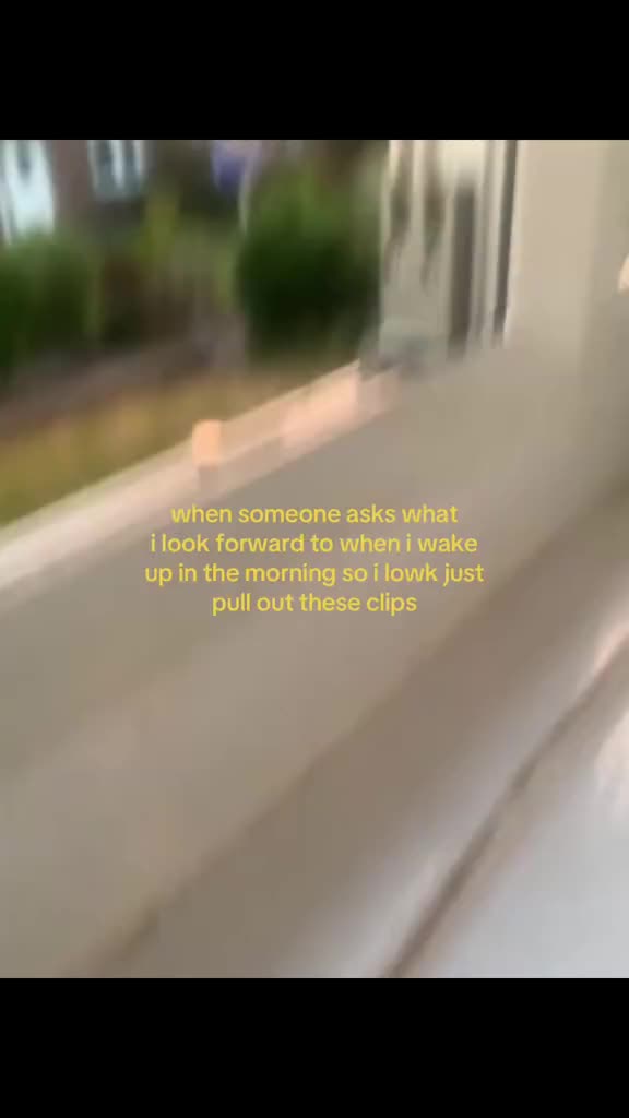 @ᕱ⑅ᕱ
