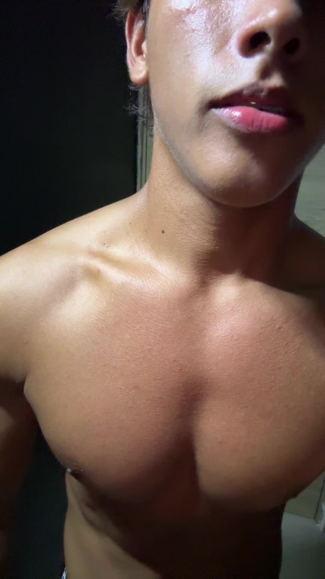 @Aar&oacute;n Acosta