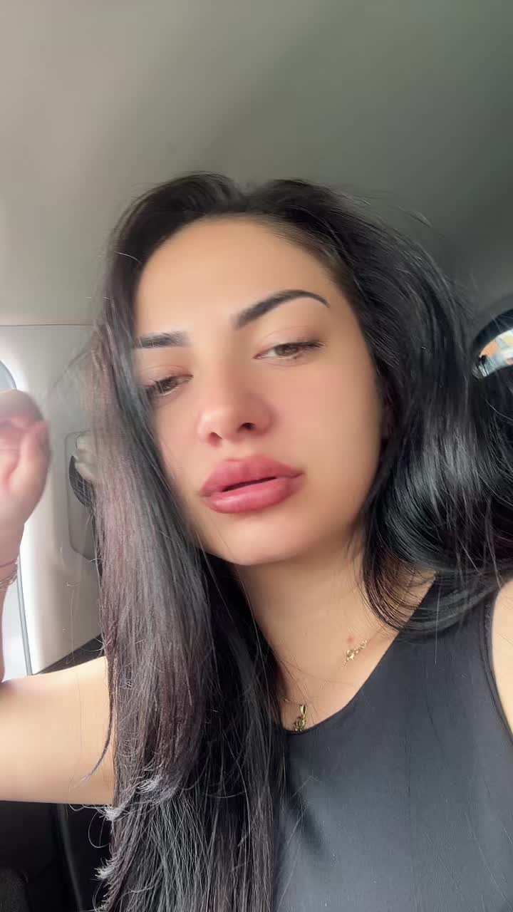 @Mikkaela Kamburova