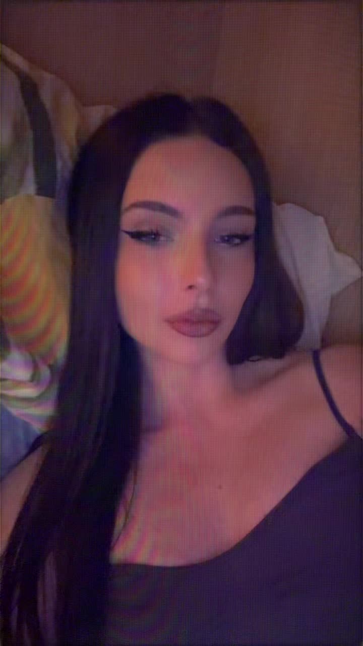 @Niky💋