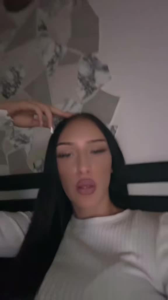 @𝐋𝐚𝐮𝐫𝐢𝐭𝐚🦋
