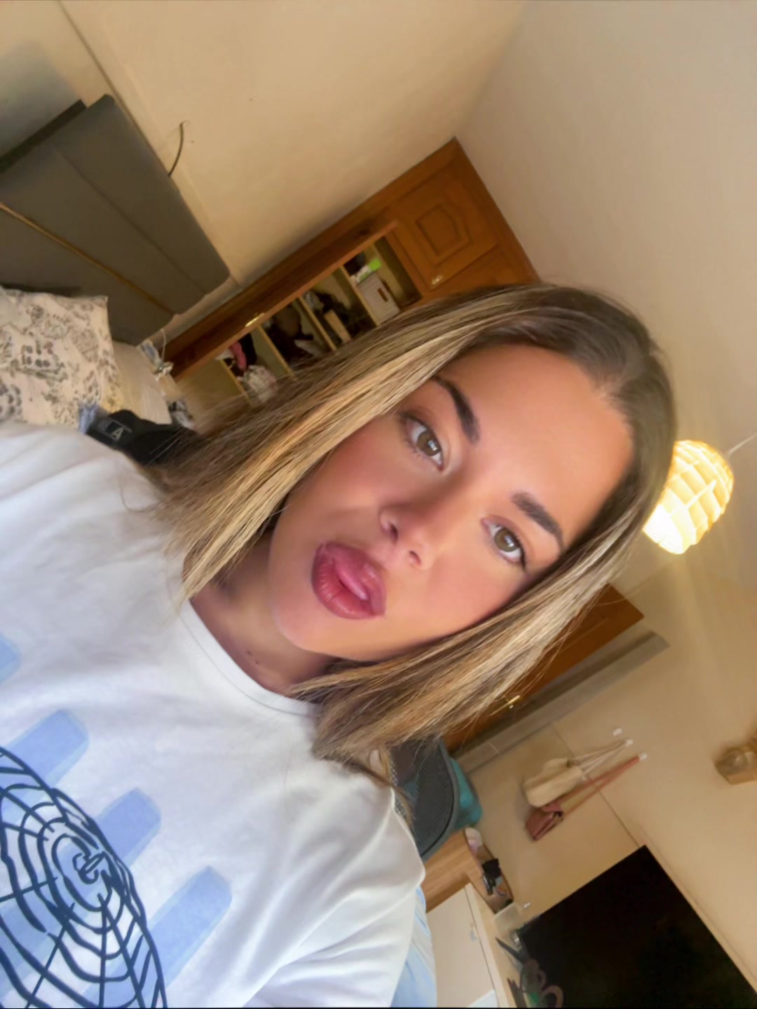 @carlaafelipee