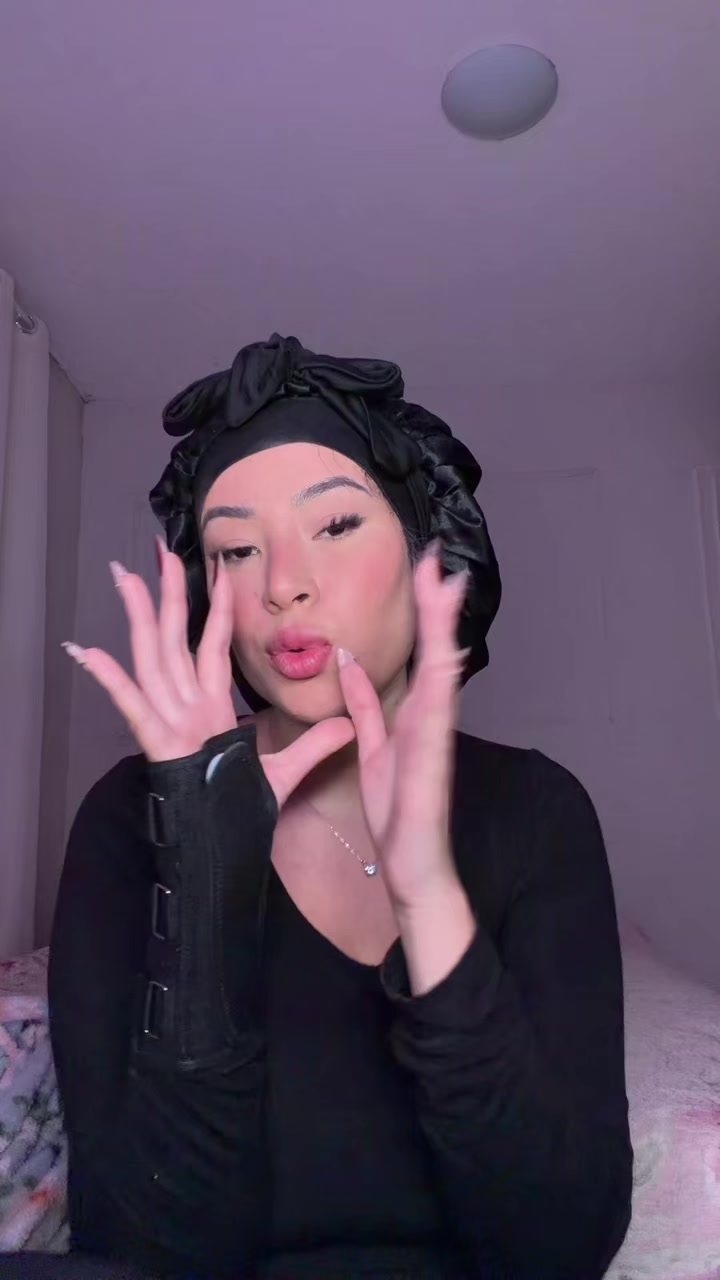 @Lar&iacute; Ribeiro | m&atilde;e virtual 💗
