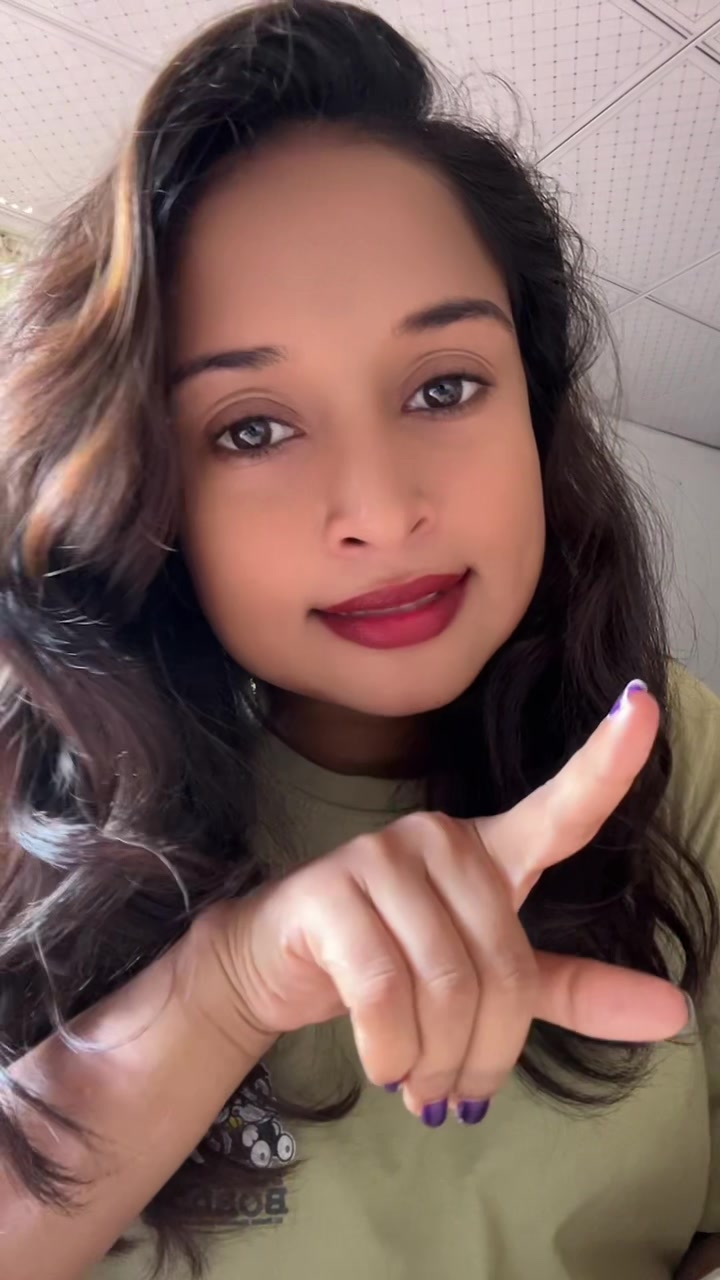 @Kaviii 🇱🇰