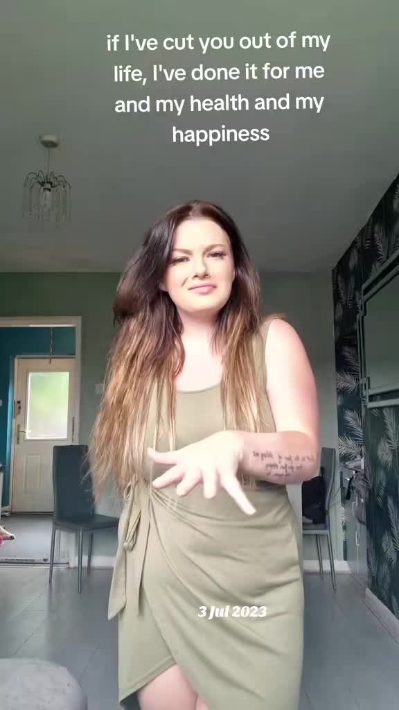 @Nikki-Louise993