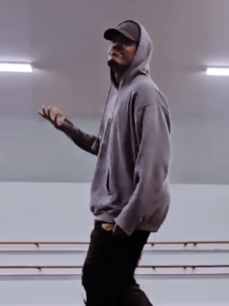 @Dancemachine