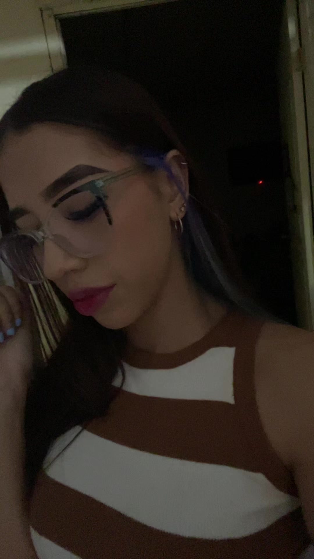 @๐.