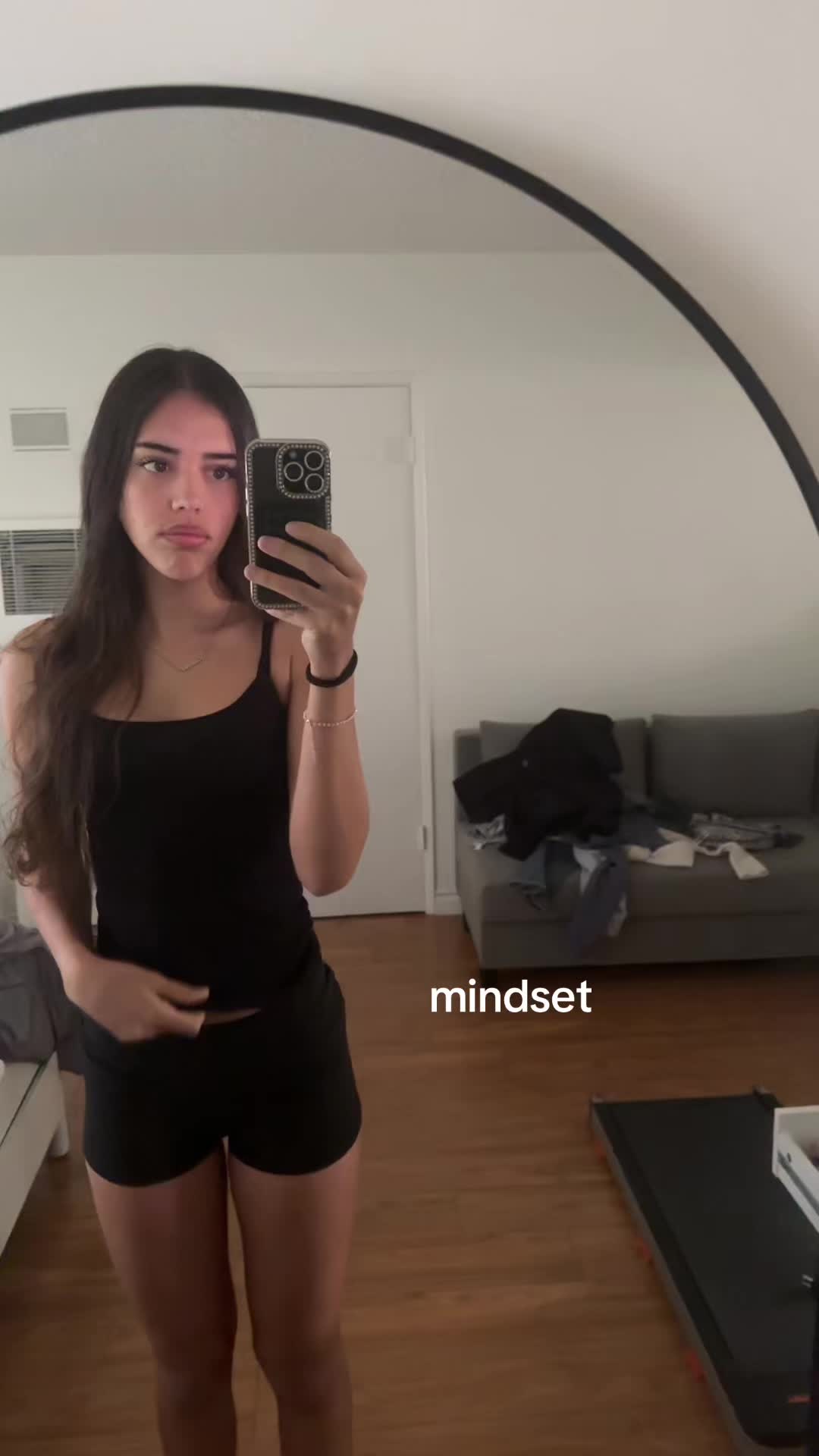 @𝐋𝐮𝐚𝐧𝐚
