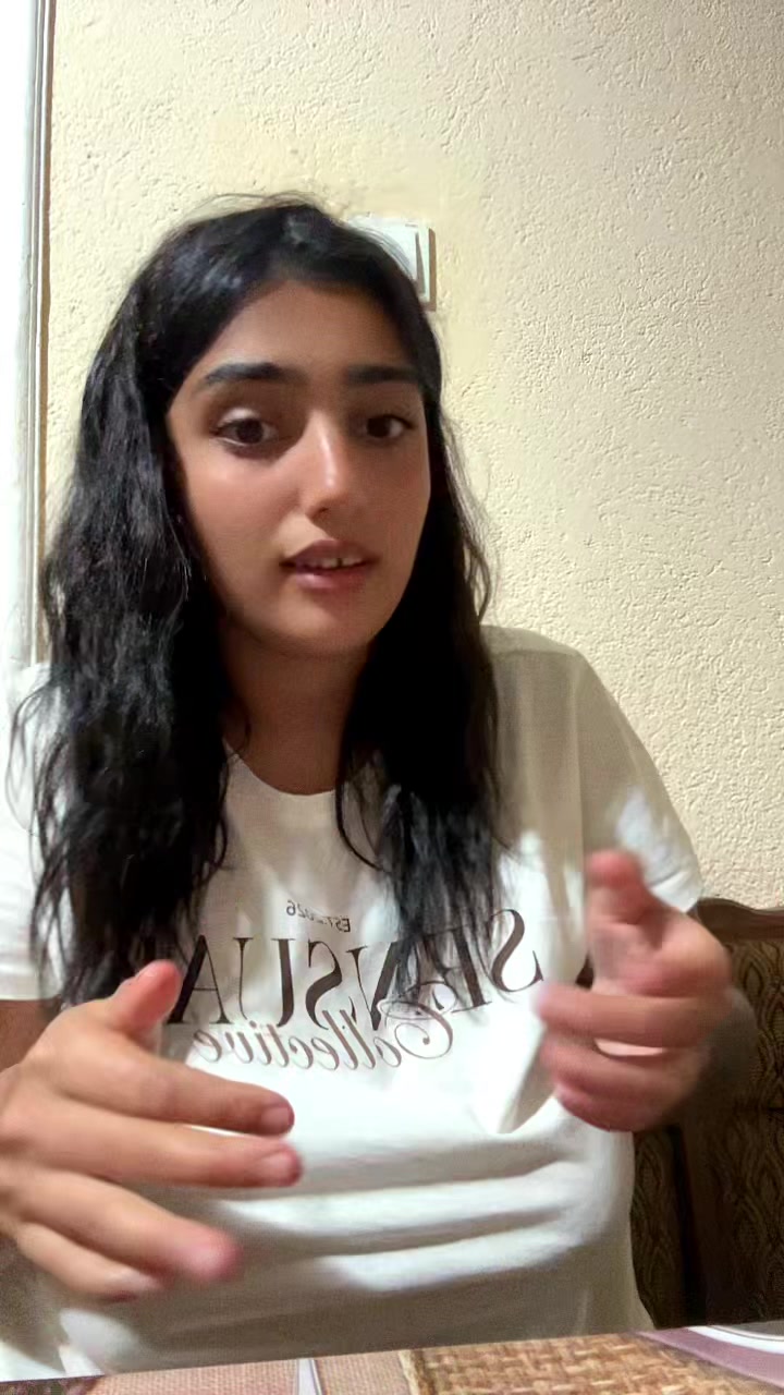 @Elena_Cipriana03