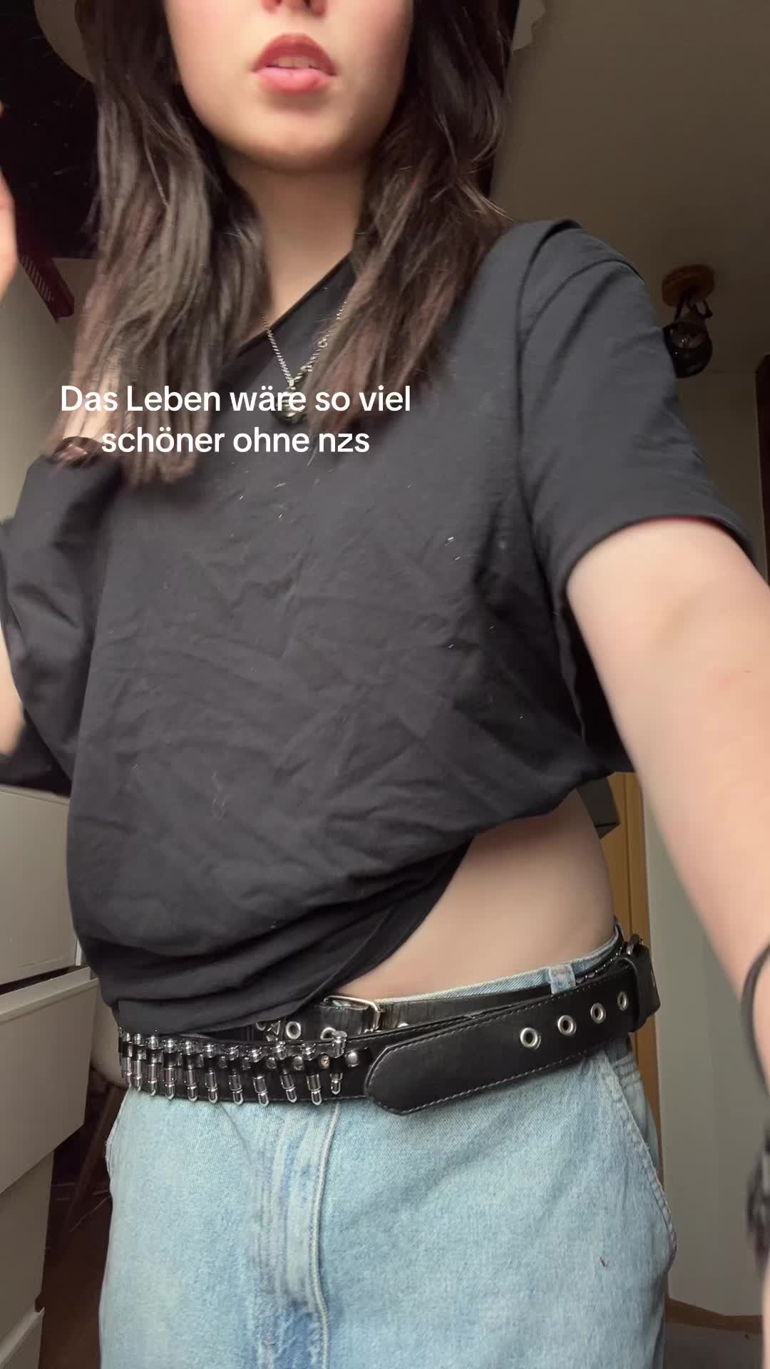 @Leo