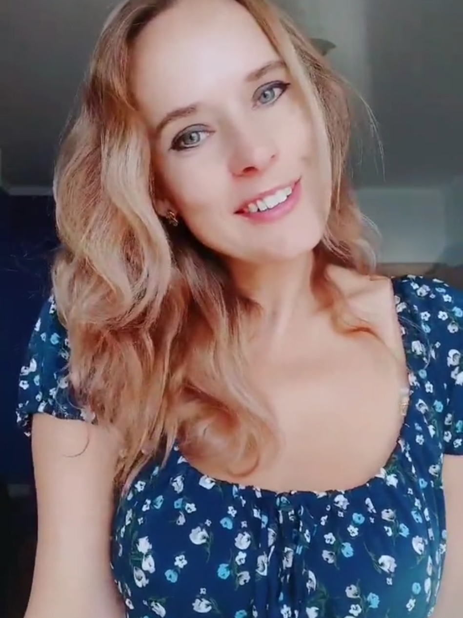 @🦊