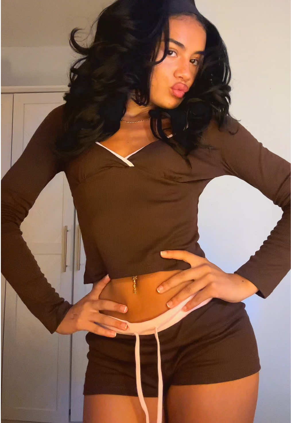 @kyrahworeit
