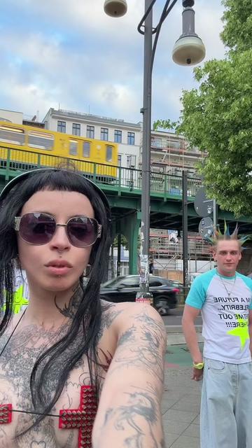 @yzarcfae