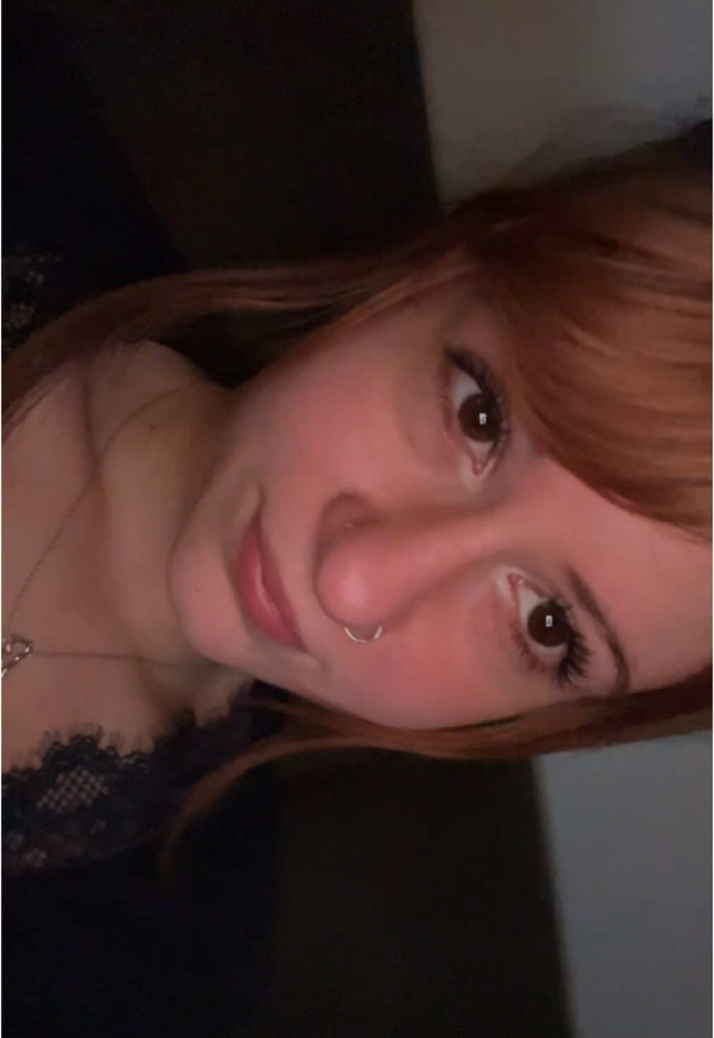 @:b
