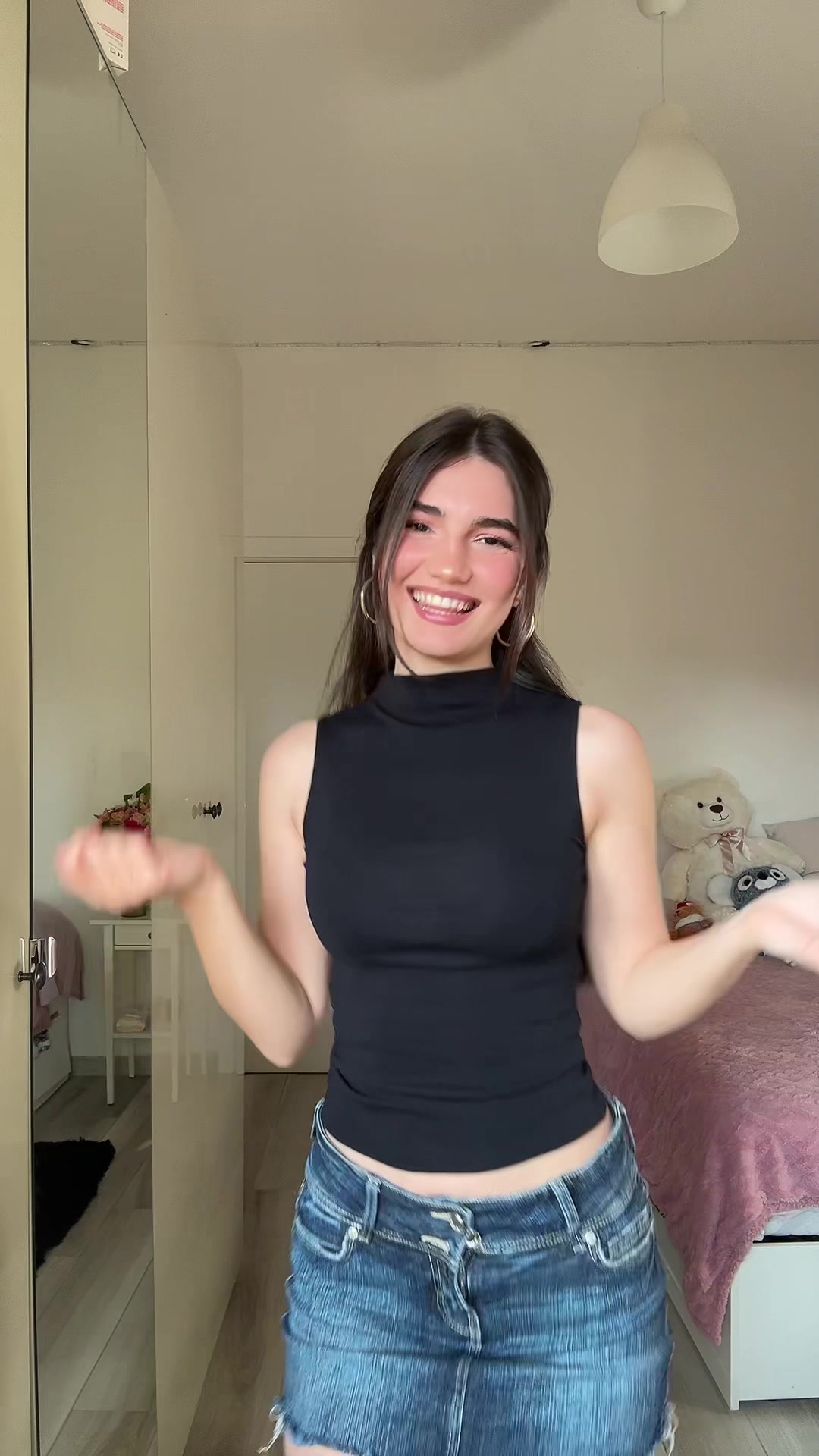 @angela.deliallisi