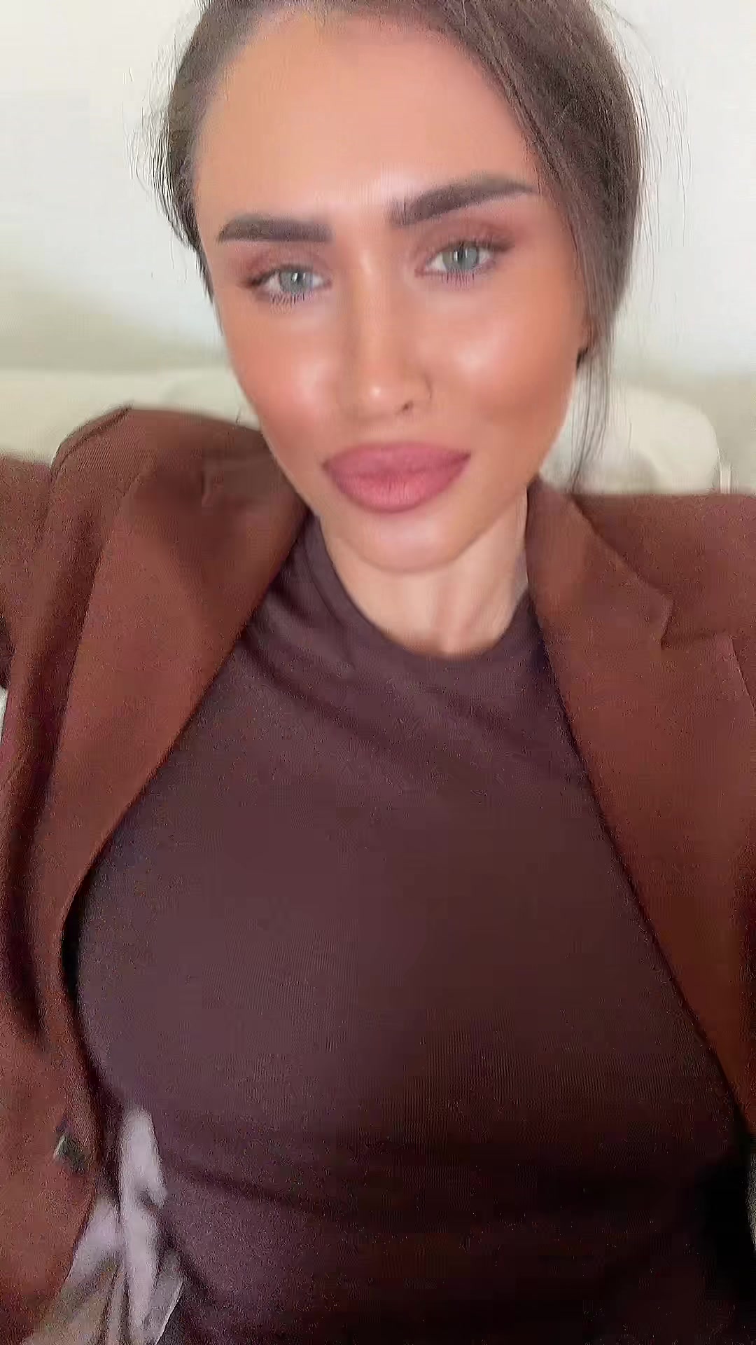 @Valerija