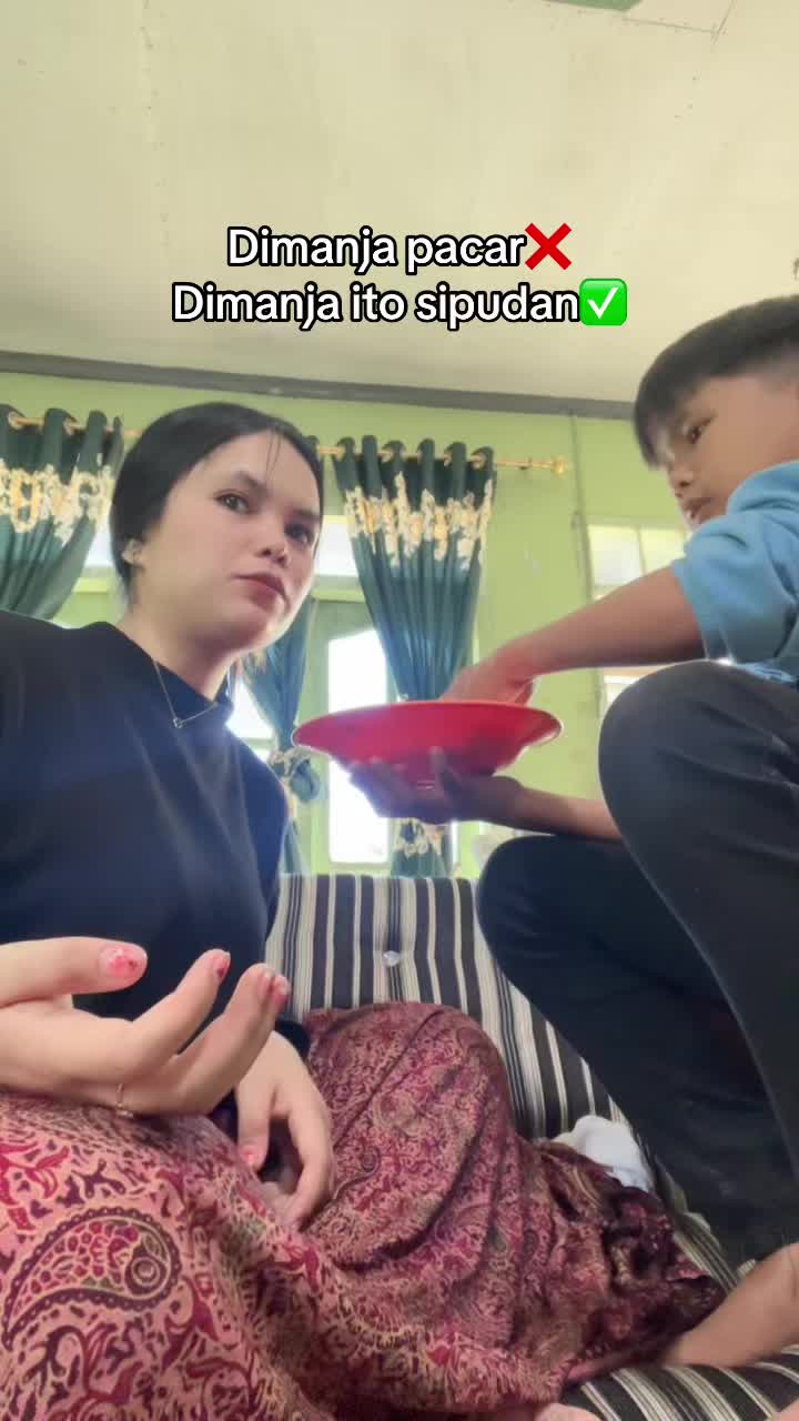 @:)🦋