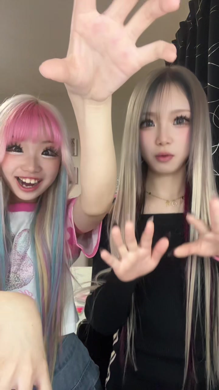 @なぎ🌺🌈KOGYARU専属モデル