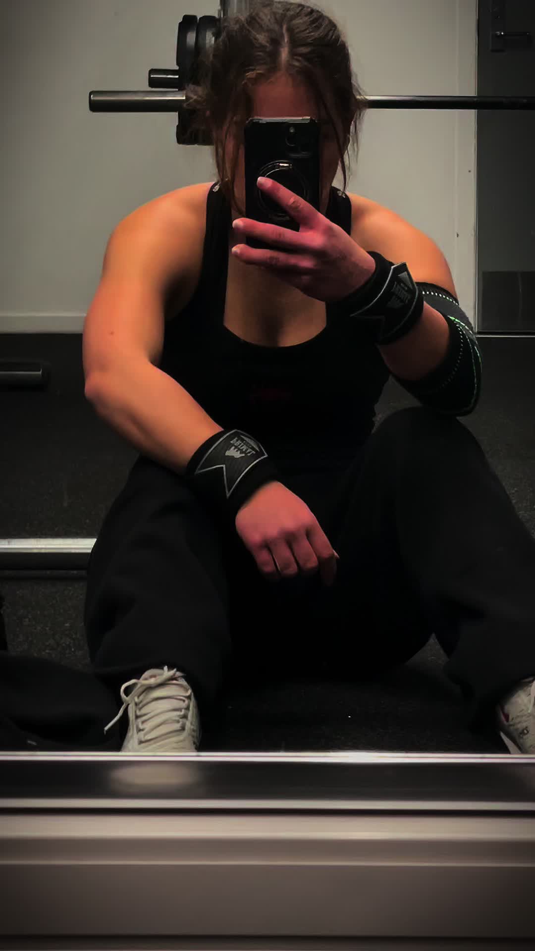 @sophievk_