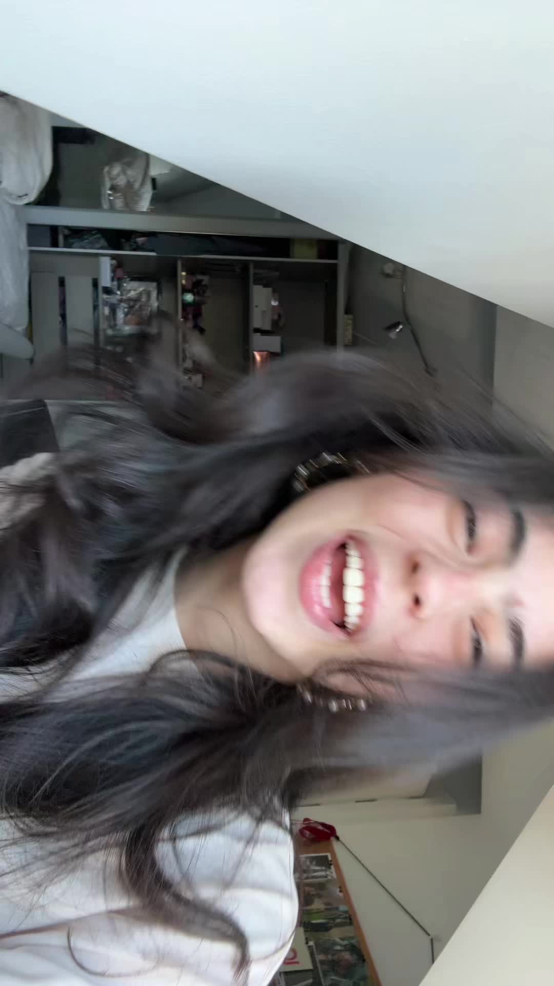@annacarmen