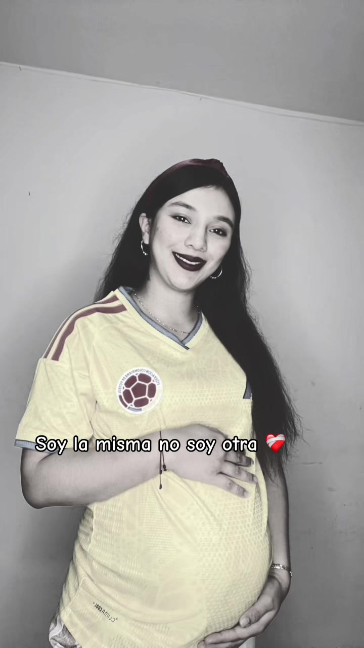 @Ximena C. 🤍