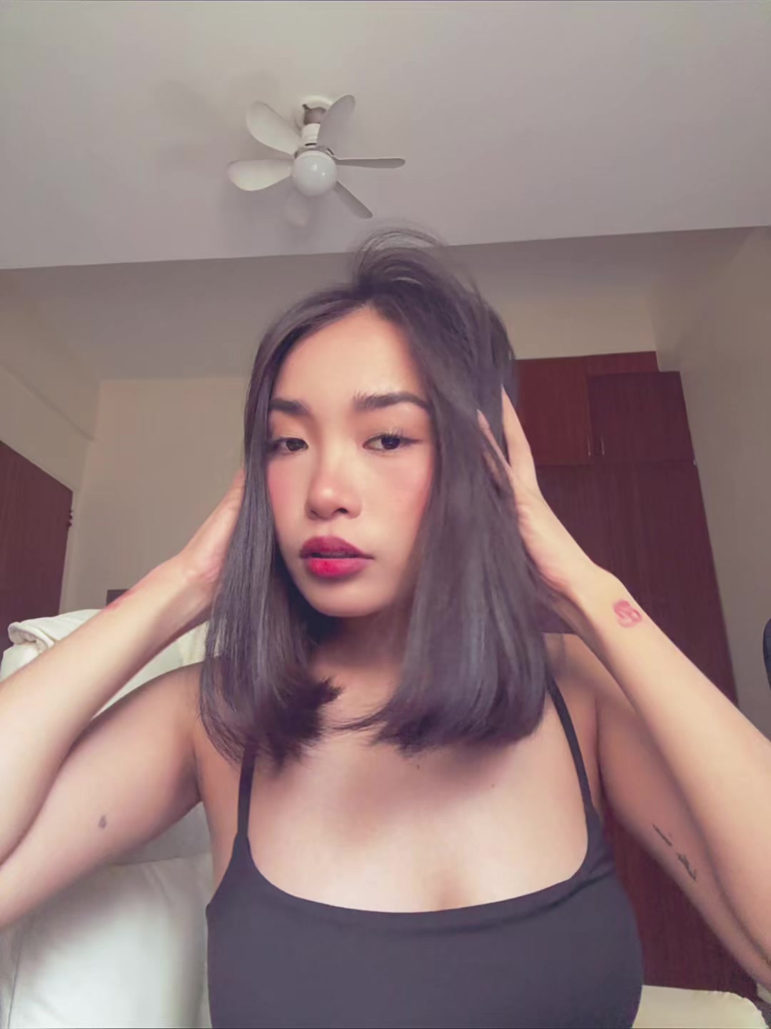 @katkat