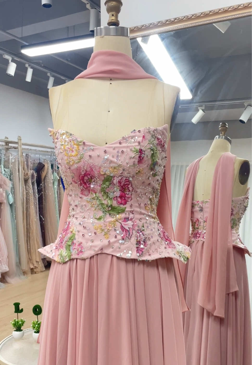 @Desiredressshow