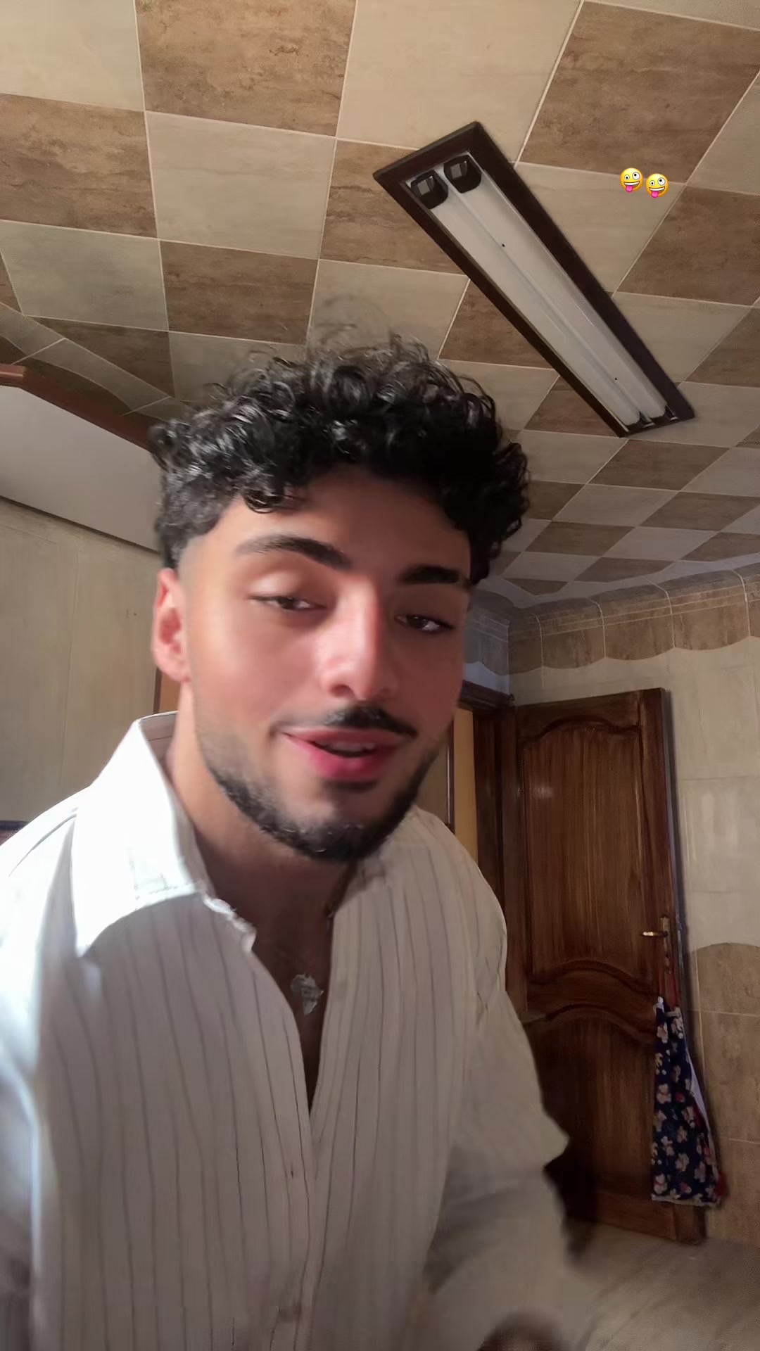 @ʐ