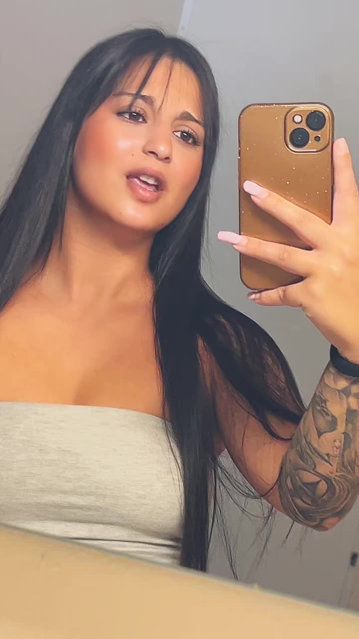 @Czak&oacute; Anitaa.