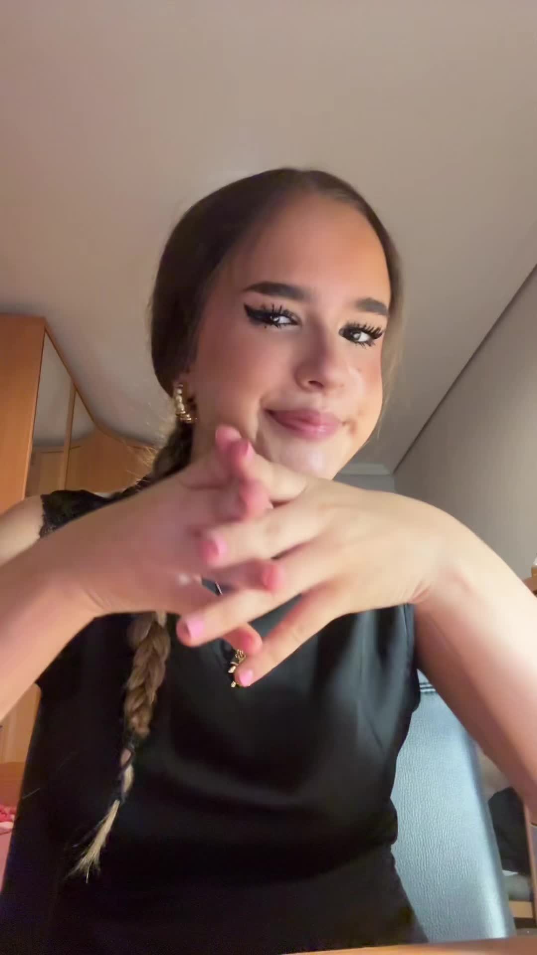 @Estelita💕