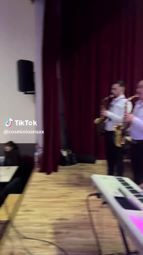 @Voichița Boboia 🍭