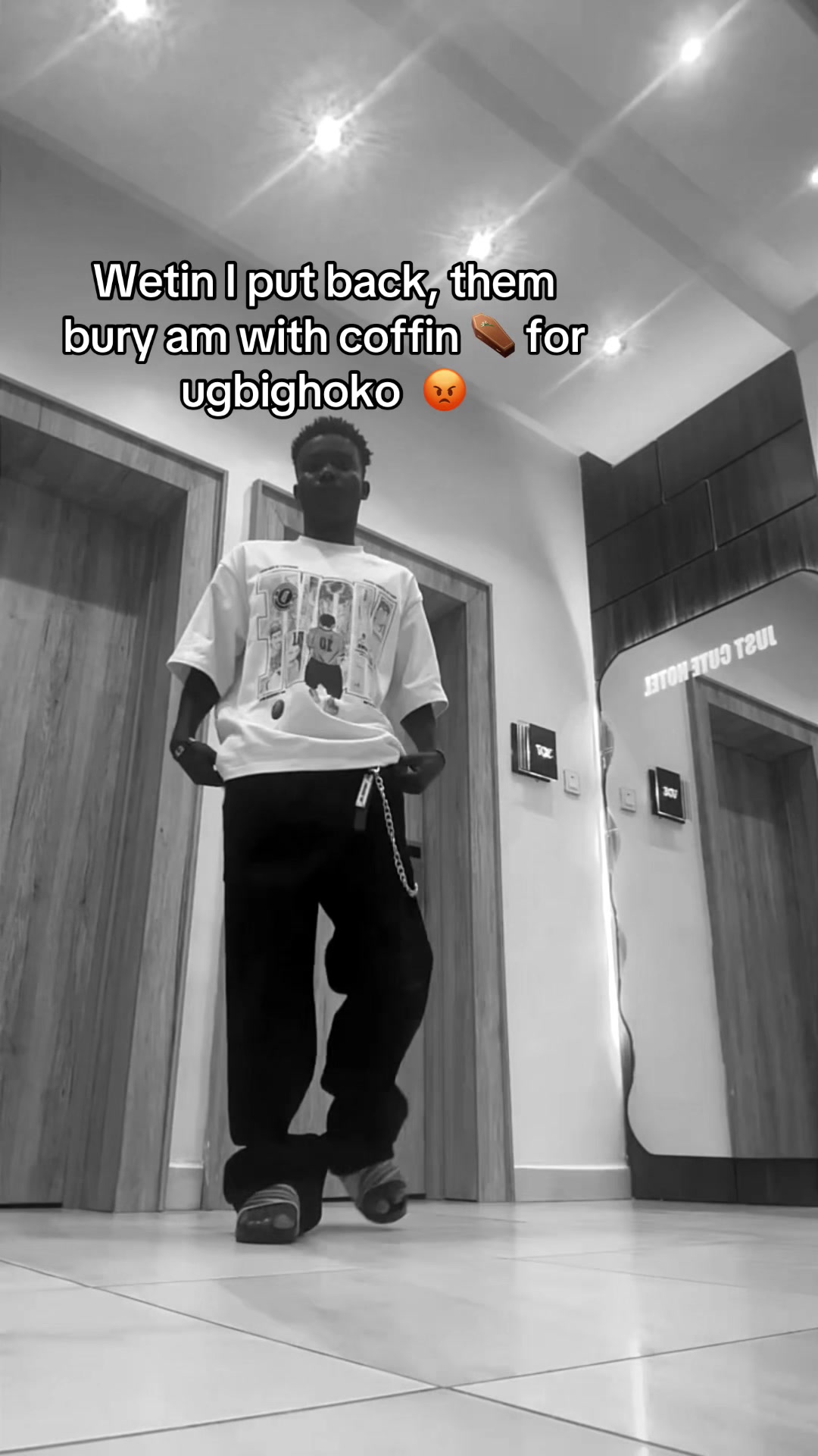@𝑀𝑈𝑁𝐴 𝕏🌴😡
