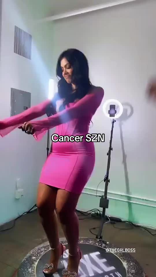 @IAMVIVIAN