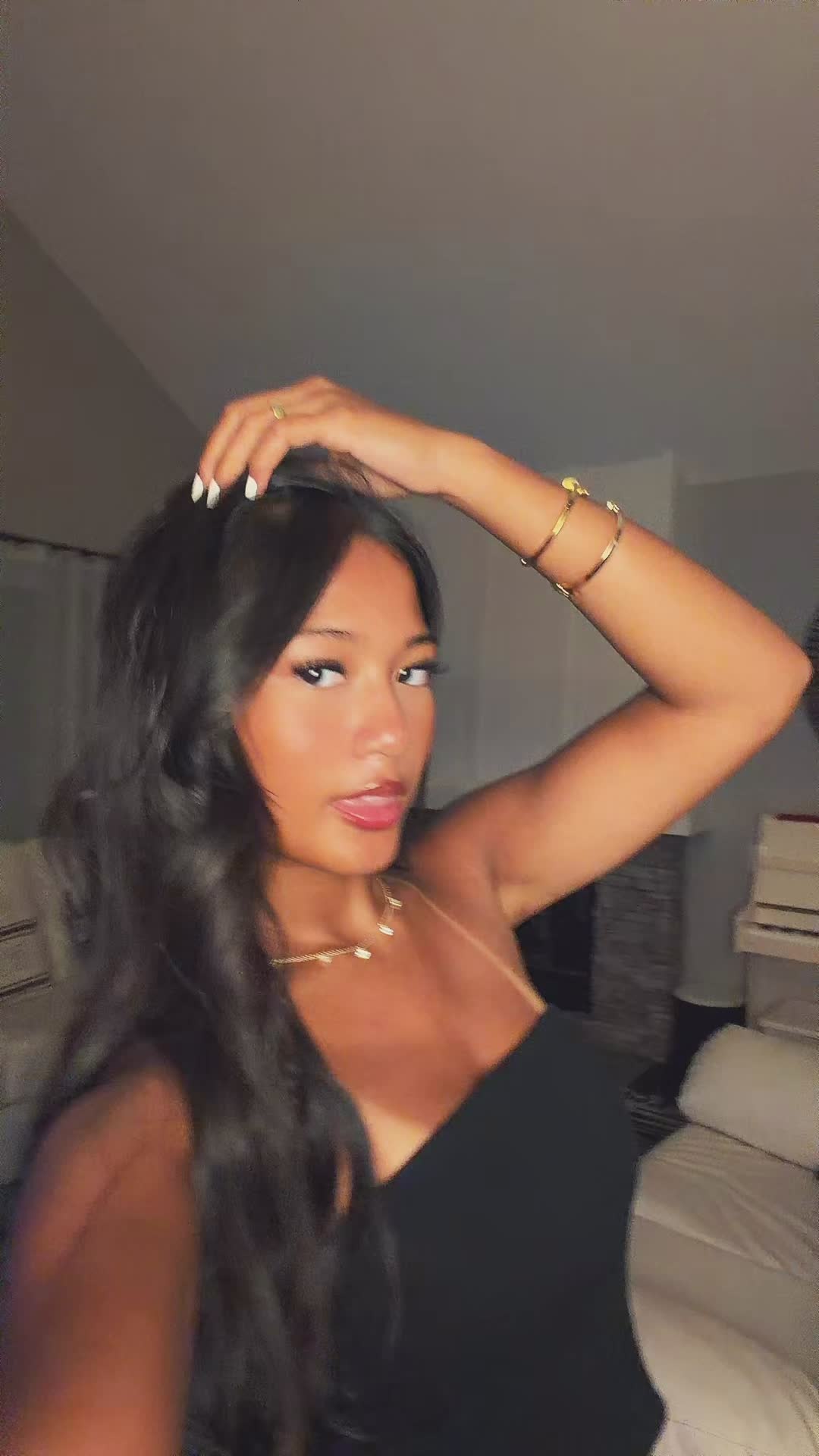 @￶ 　 　  ️