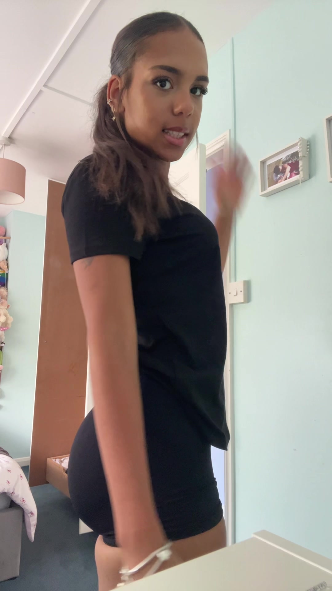 @🧘🏽♀️