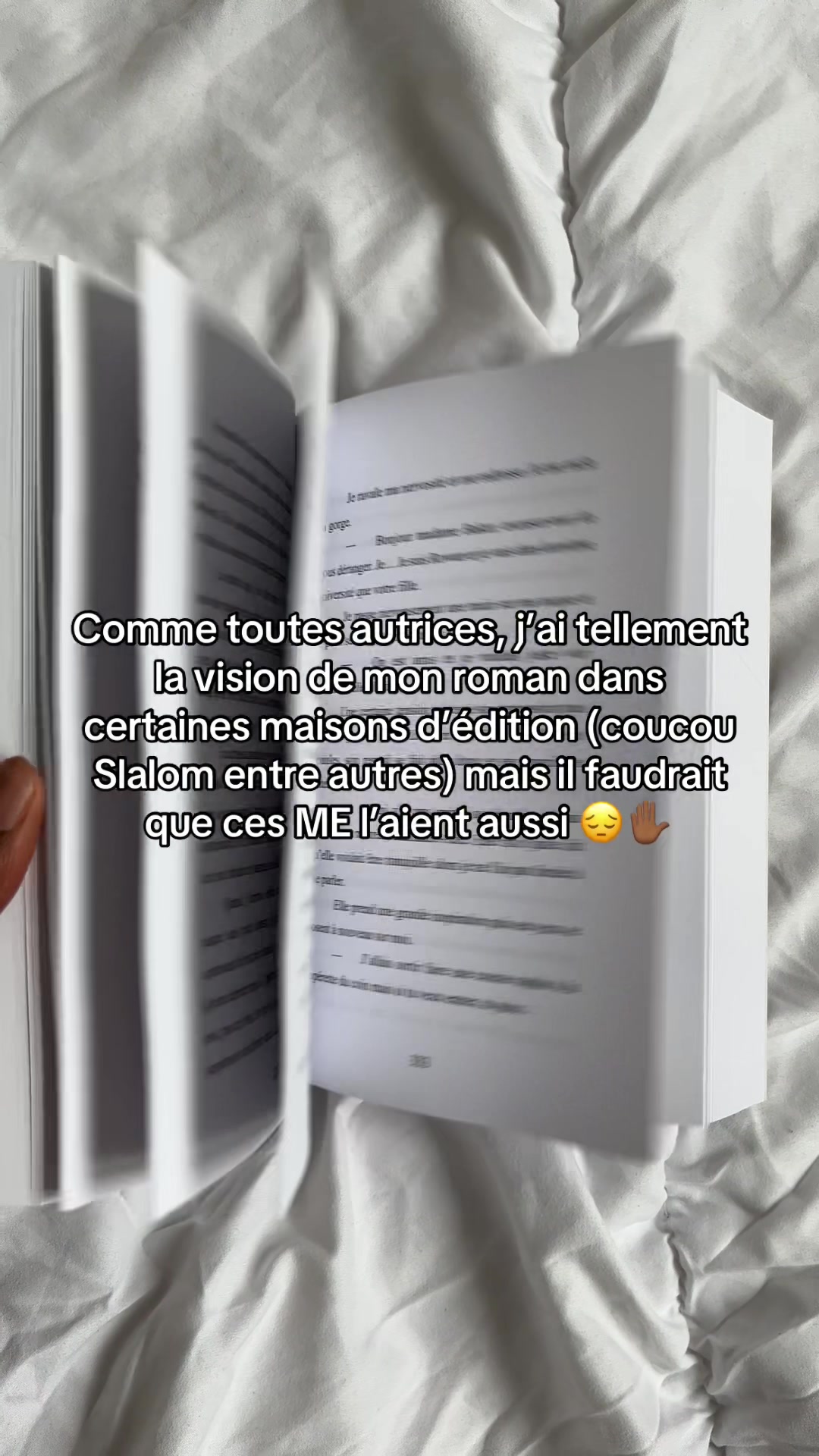 @shaïna | booktok 🌷🐉📚