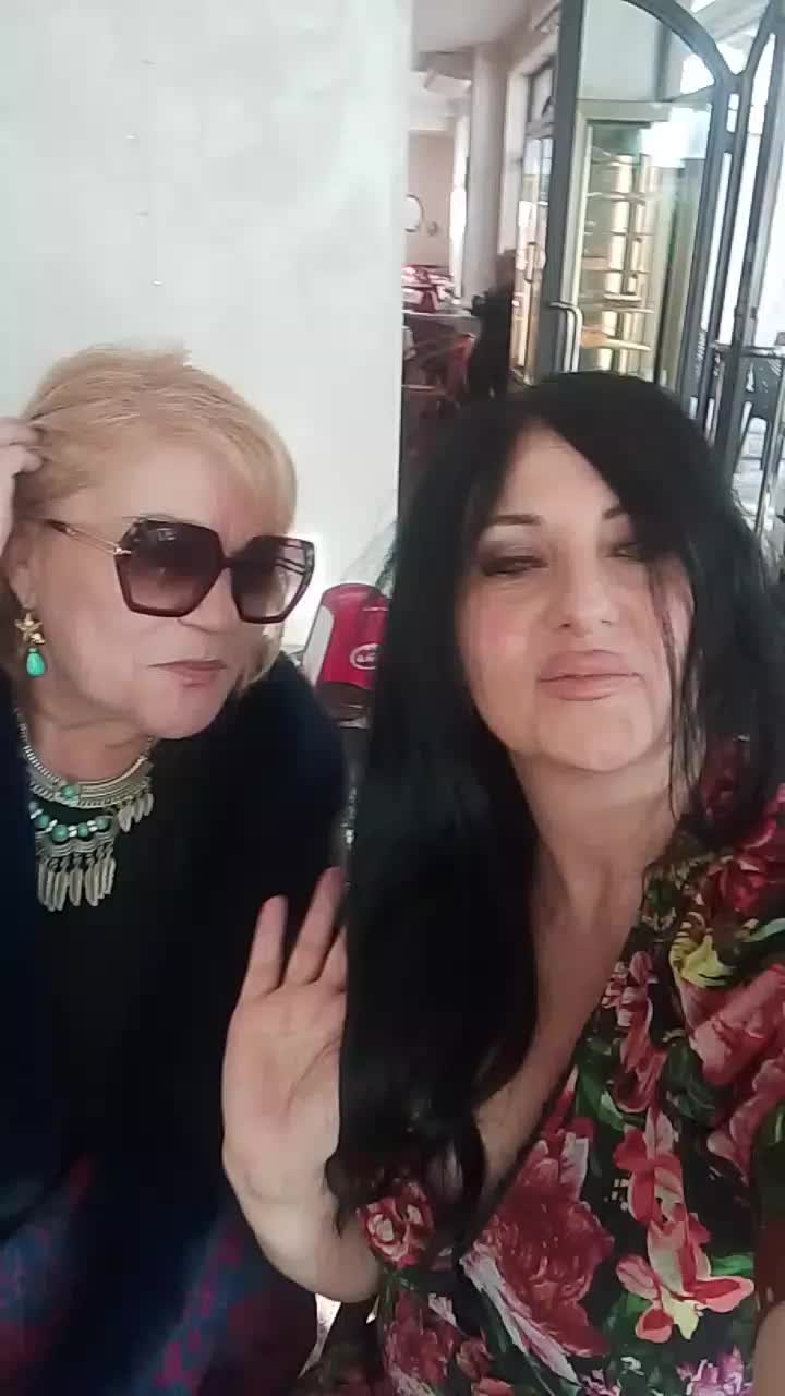 @sabrina