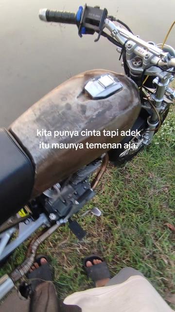 @Anjas_Kempli