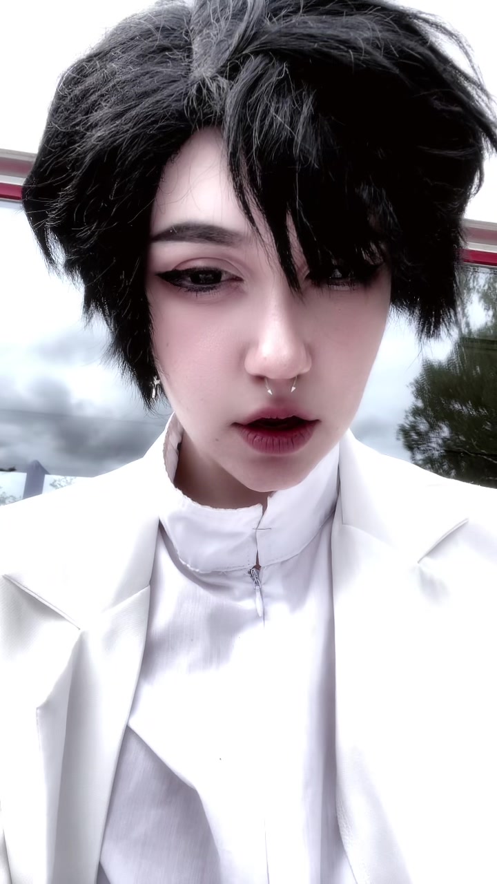 @♔︎. 𝙻 𝚎 𝚘 . ♔︎