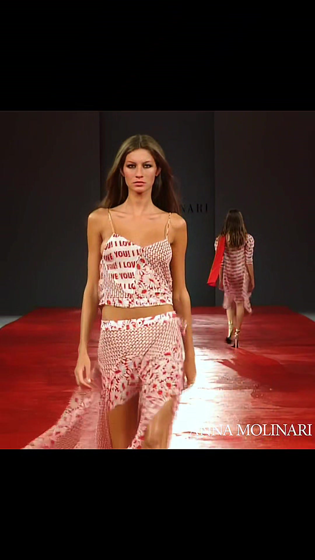 @fashion.runways