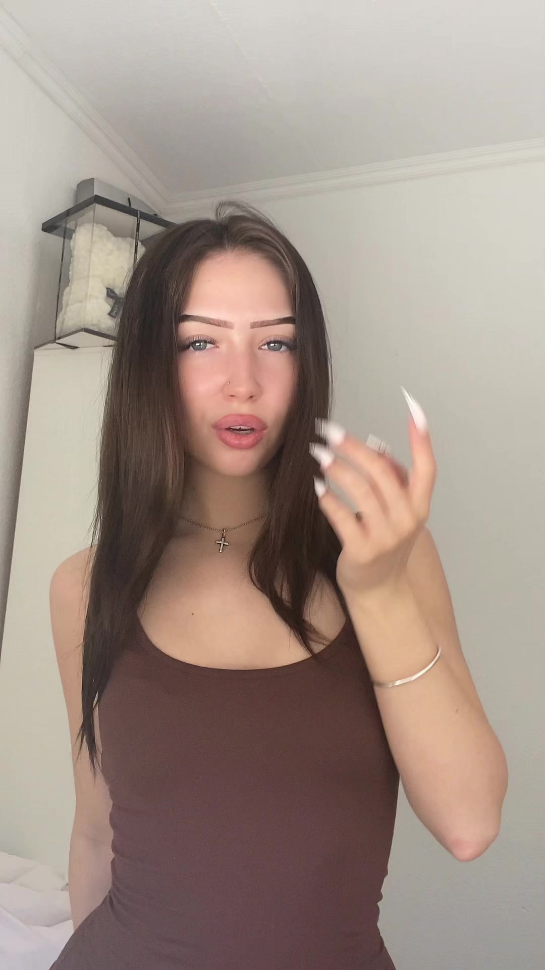 @👸🏼