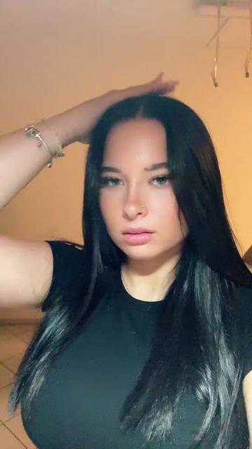 @𝑨𝒍𝒆𝒂🌺
