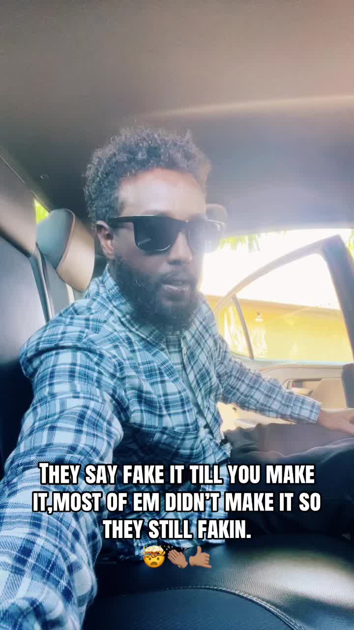 @RaaxeyeeAkAmommasboy